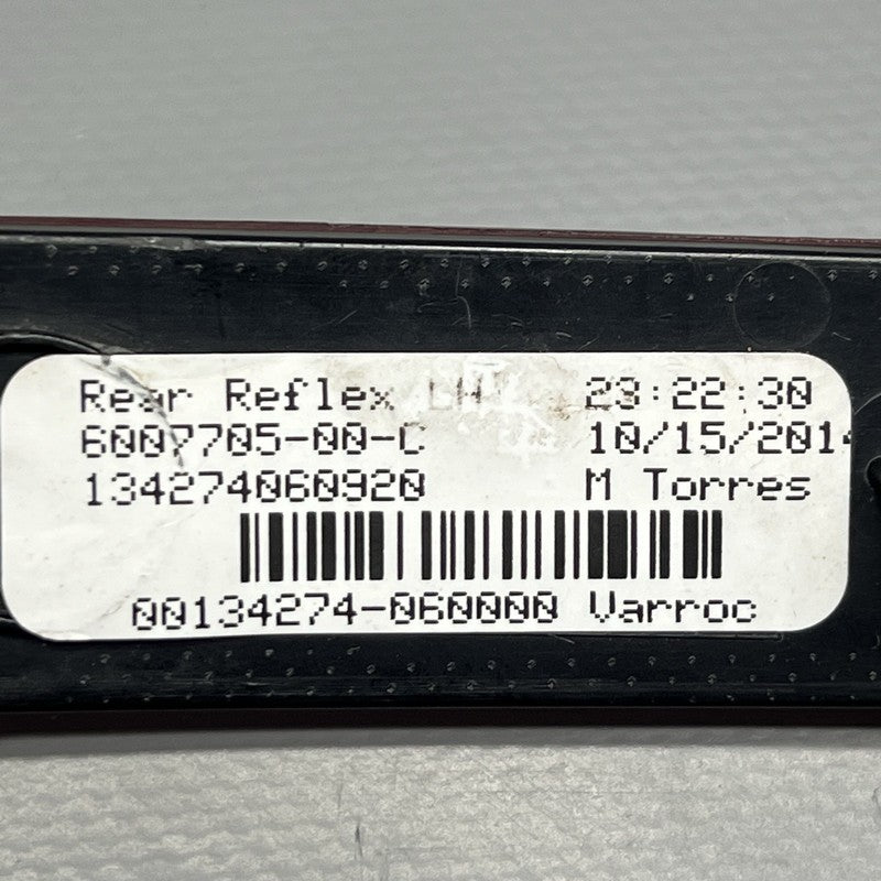 6007705-00-C TESLA MODEL S REAR BUMPER REFLECTOR LEFT DRIVER 2016 2017 2018 2019 2020 OEM
