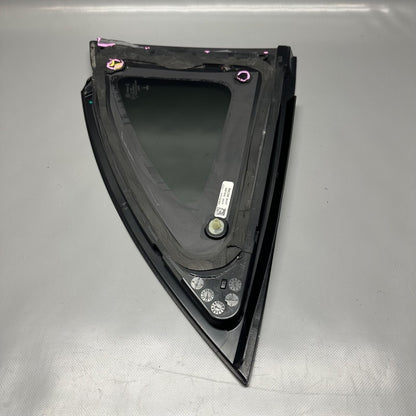 1495741-99-H TESLA MODEL Y QUARTER GLASS RIGHT REAR 2020 2021 2022 2023 OEM 1495741-99-H