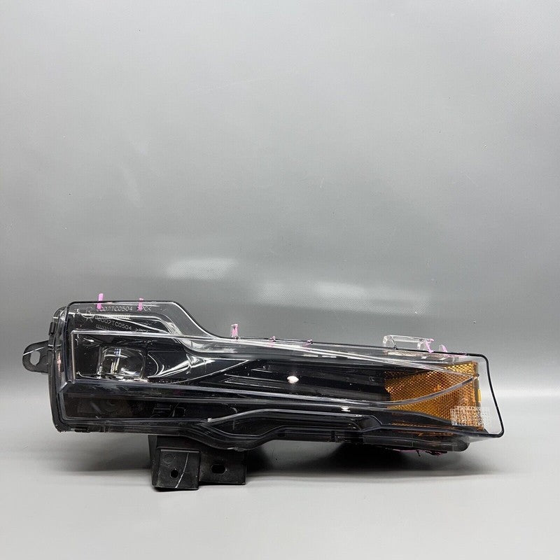 1077392-00-F TESLA MODEL 3 FOG LIGHT RIGHT PASSENGER 2017 2018 2019 2020 2021 2022 OEM 3 PIN