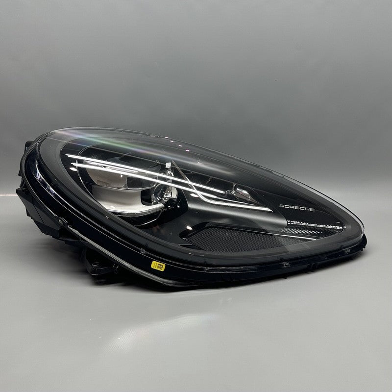 95B941010AR PORSCHE MACAN HEADLIGHT RIGHT PASSENGER FULL LED 2019 2020 2021 OEM 95B941010AR