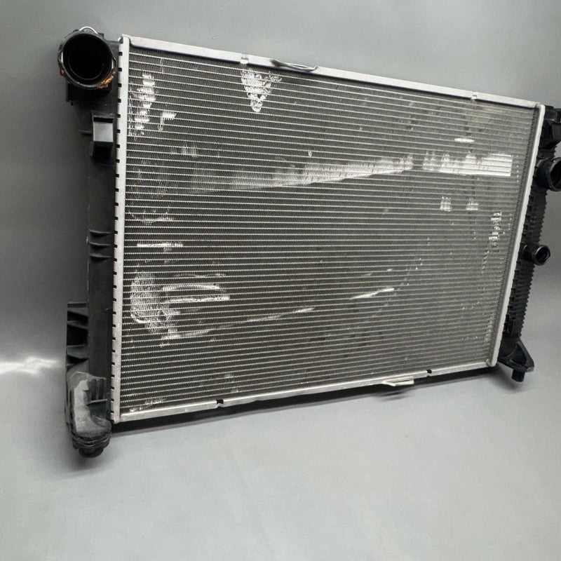 A2045003703 MERCEDES BENZ E350 E550 COOLANT RADIATOR 2010 2011 2012 2013 2014 2015 OEM