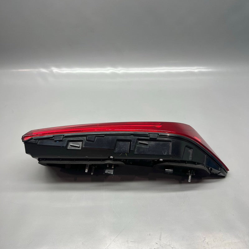BMW X7 TRUNK  TAIL LIGHT LEFT DRIVER 2019 2020 2021 2022 LED OEM H8744