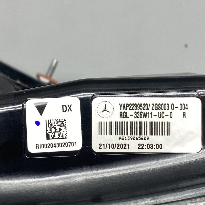 A2139065609 MERCEDES BENZ E300 E450 TAIL LIGHT RIGHT PASSENGER A2139065609 2021 2022 OEM LED
