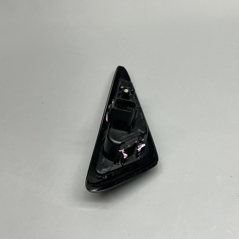 TESLA MODEL 3 Y FENDER CAMERA MARKER RIGHT 2017 18 19 20 21 2022 14958