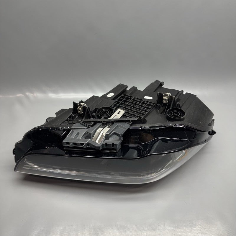 63115A01176 BMW X1 HEADLIGHT RIGHT PASSENGER 2020 2021 2022 LED 63115A01176 OEM
