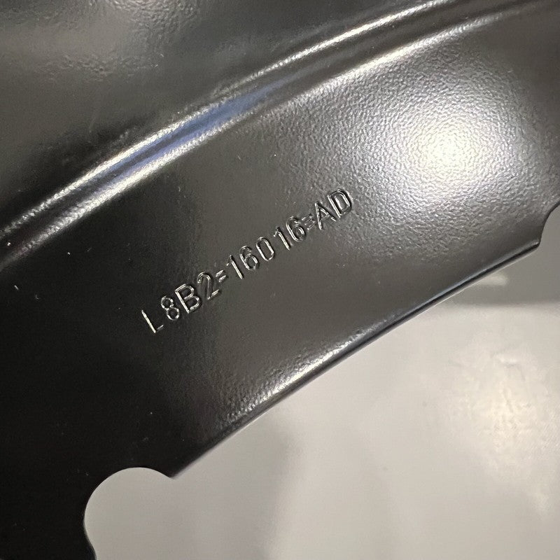 LR131387 LAND ROVER DEFENDER FENDER LEFT SIDE 2020 2021 2022 2023 2024 OEM LR131387