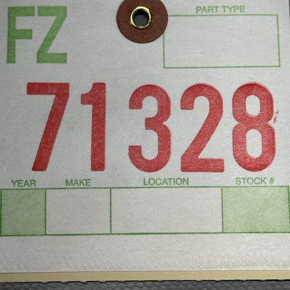 31468556 VOLVO XC90 BUMPER REFLECTOR LEFT REAR 2016 2017 2018 2019 2020 OEM 31468556