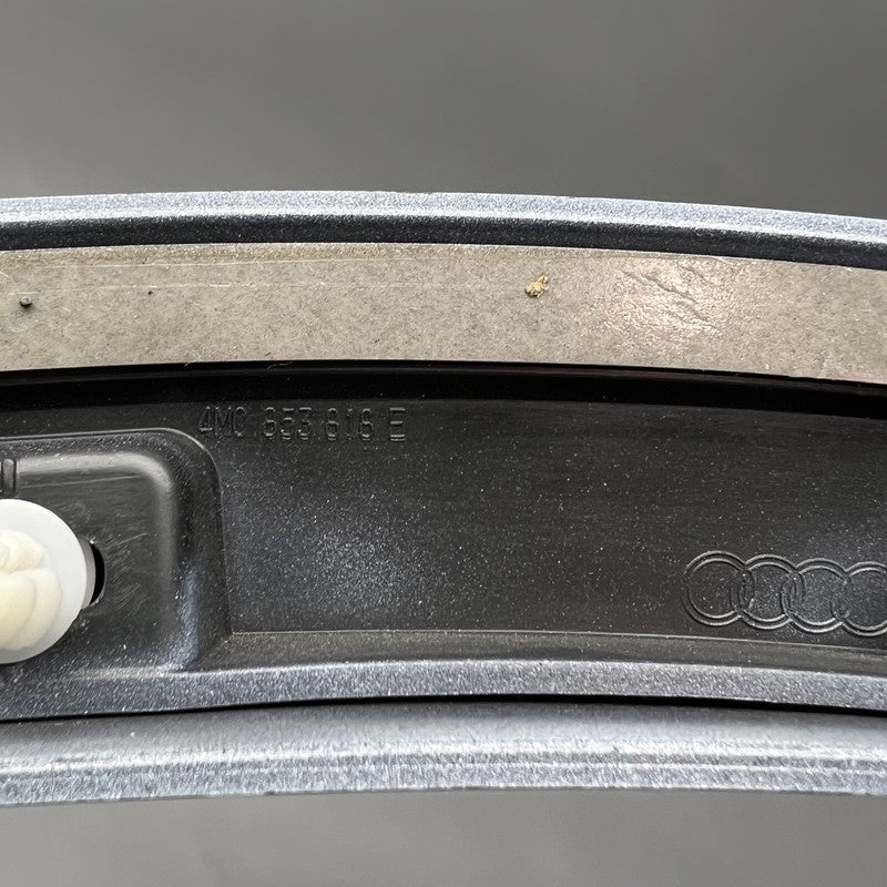 4M0853026E AUDI Q7 FENDER FLARE MOLDING RIGHT REAR 2016 2017 2018 2019 2020 OEM 4M0853026E