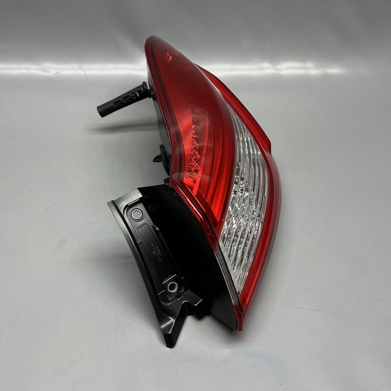 6700084810 MASERATI GHIBLI TAIL LIGHT RIGHT PASSENGER 2014 15 16 17 2018 LED OEM 6700084810