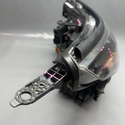 SUBARU FORESTER HEADLIGHT RIGHT PASSENGER 2025 LED 