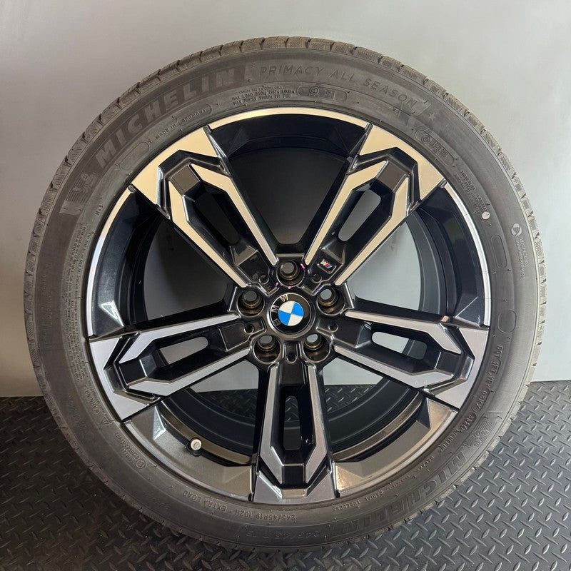 BMW X1 WHEEL RIM 19 INCH 2022 2023 2024 2025 OEM 6898051