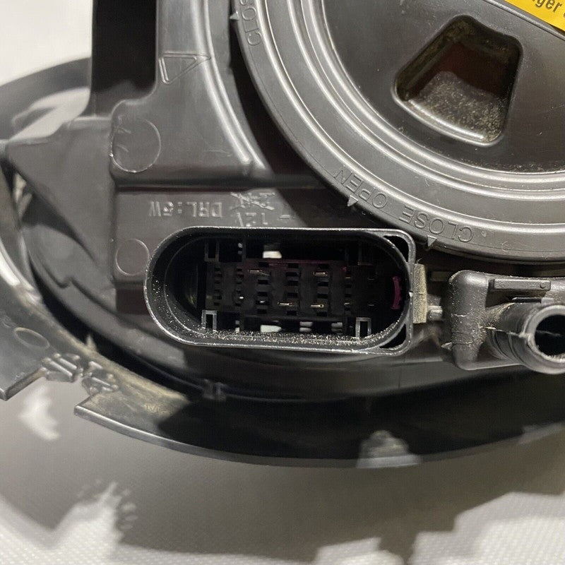 95B941032FL PORSCHE MACAN HEADLIGHT RIGHT PASSENGER XENON 95B941032FL 2015 2016 2017 OEM