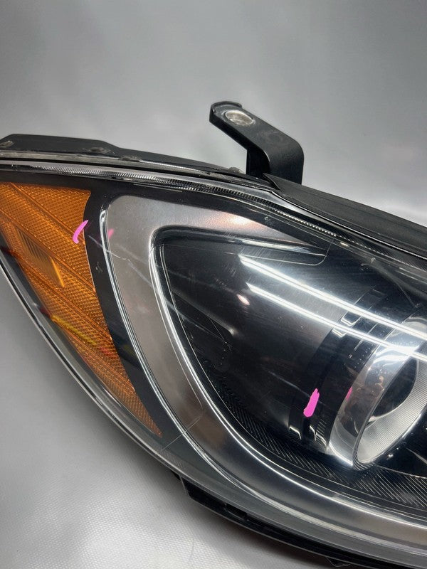 HYUNDAI ELANTRA HEADLIGHT RIGHT PASSENGER 2017 2018 HALOGEN OEM