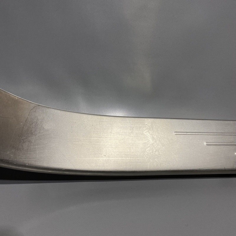 3W8852538AG BENTLY CONTINENTAL GT DOOR SILL RIGHT 3W8852538AG 2012 2013 2014 2015 OEM