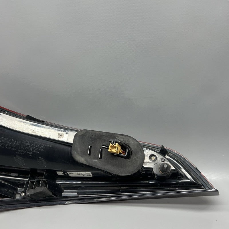8R0945094D AUDI Q5 FACELIFT TAIL LIGHT RIGHT PASSENGER 2013 2014 2015 2016 2017 8R0945094D