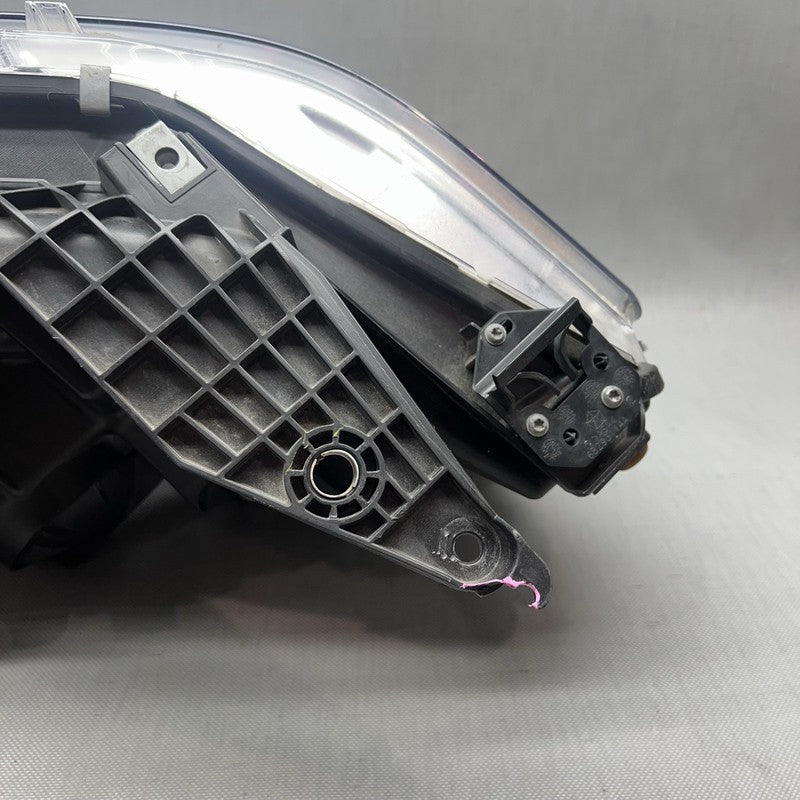 68316080AF RAM 1500 HEADLIGHT RIGHT PASSSENGER 2019 2020 2021 2022-2025 HALOGEN DAMAGED