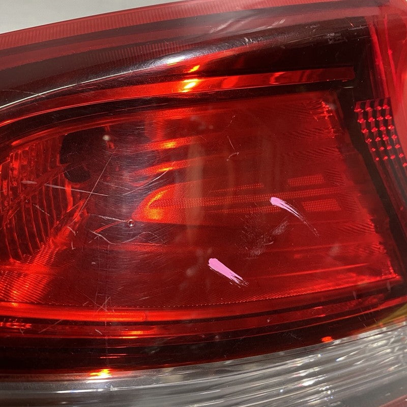 HYUNDAI IONIQ TAIL LIGHT LEFT DRIVER 92401-G2000 2017 2018 2019 OEM