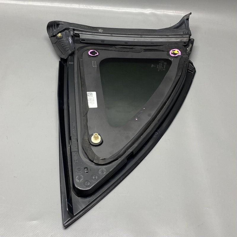 1495740-99-H TESLA MODEL Y QUARTER GLASS LEFT REAR 2020 2021 2022 2023 OEM 1495740-99-H