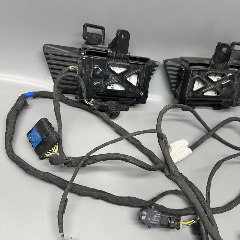 A2135403393 MERCEDES BENZ E300 REAR BUMPER HARNESS WITH BLIND SPOT AND SENSORS 2017 18 2019