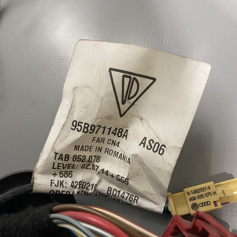 95B971148A PORSCHE MACAN HARNESS TRUNK RIGHT SIDE 95B971148A 2015 2016 2017 2018 OEM
