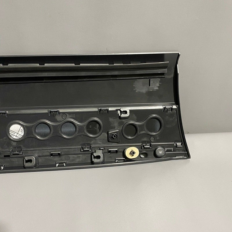 EK52-274A-49 LAND ROVER HSE DOOR MOLDING LEFT REAR 2014 2015 2016 2017 2018 2019 L405 OEM