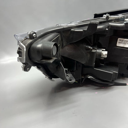 RAV 4 TOYOTA RAV 4 HEADLIGHT RIGHT PASSENGER 2022 2023 2024 LED OEM
