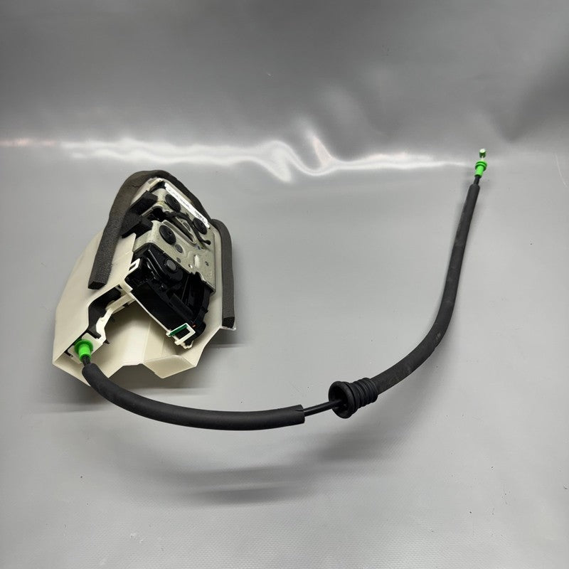 TESLA MODEL 3 DOOR LATCH RIGHT FRONT 2018 2019 2020 2021 OEM 1068963-0