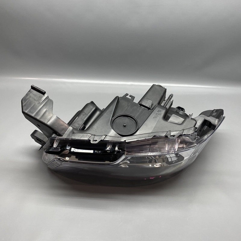 TOYOTA TACOMA HEADLIGHT RIGHT PASSENGER HALOGEN 2016 2017 2018 2019 2020 2021
