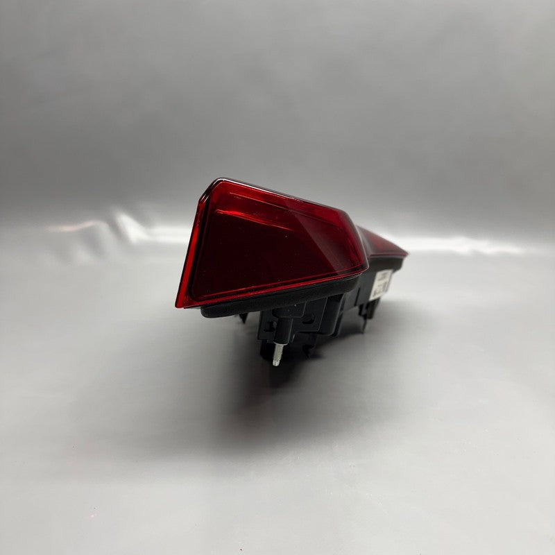 BMW X3M TAIL LIGHT INNER RIGHT PASSENGER 2018 2019 2020 2021 OEM 89853