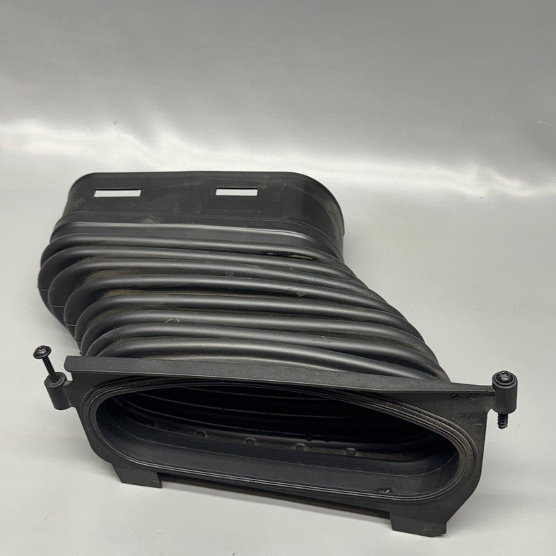 MERCEDES BENZ G63 ENGINE AIR DUCT RIGHT 2019-2021 2022 2023 2024 OEM A