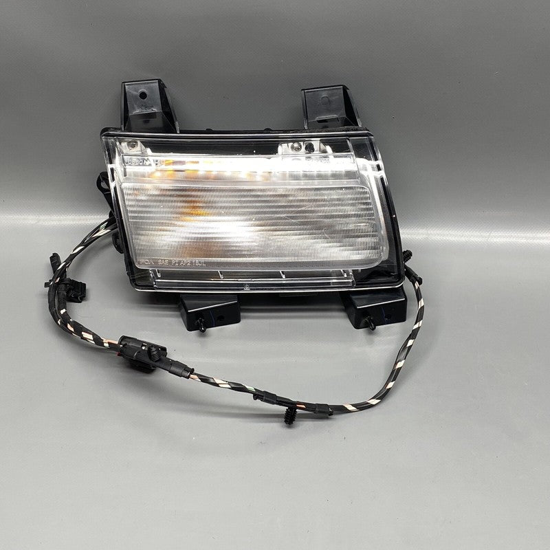68307244AG JEEP WRANGLER TURN SIGNAL RIGHT PASSENGER 2018 19 20 21 22 2023 OEM 68307244AG