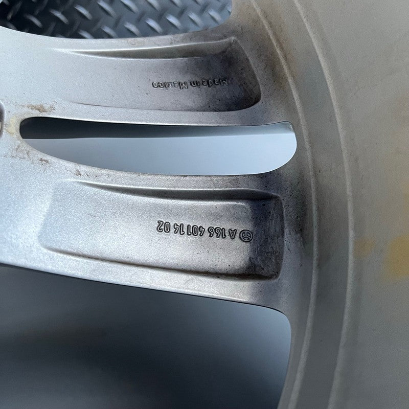 MERCEDES BENZ GLS450 WHEEL RIM SET 20 INCH 2017 2018 2019 OEM A1664011