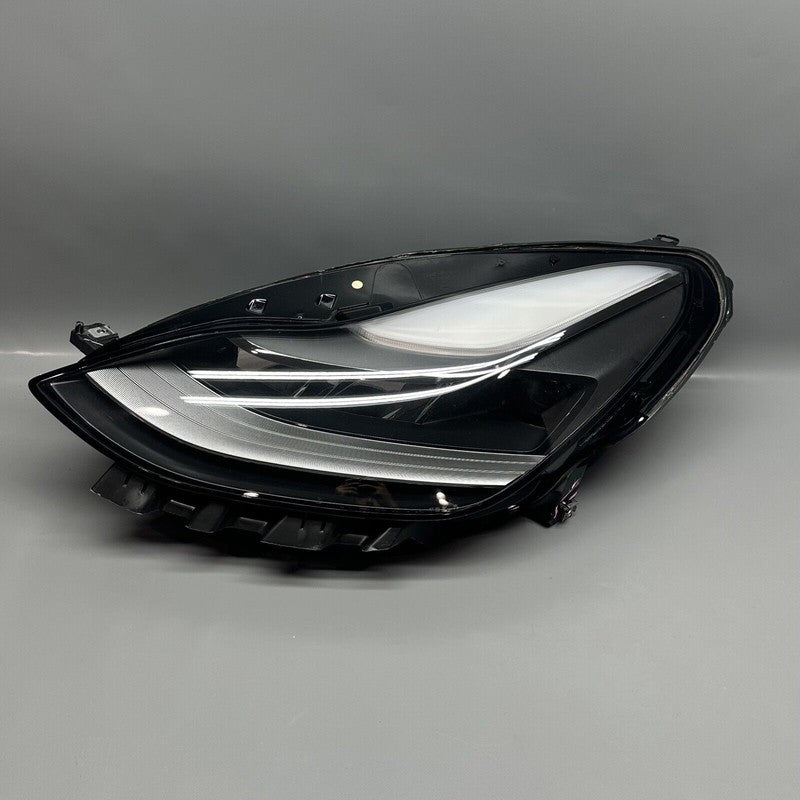 1514952-00-D TESLA MODEL 3 HEADLIGHT LEFT DRIVER 2021 2022 2023 LED OEM 1514952-00-D
