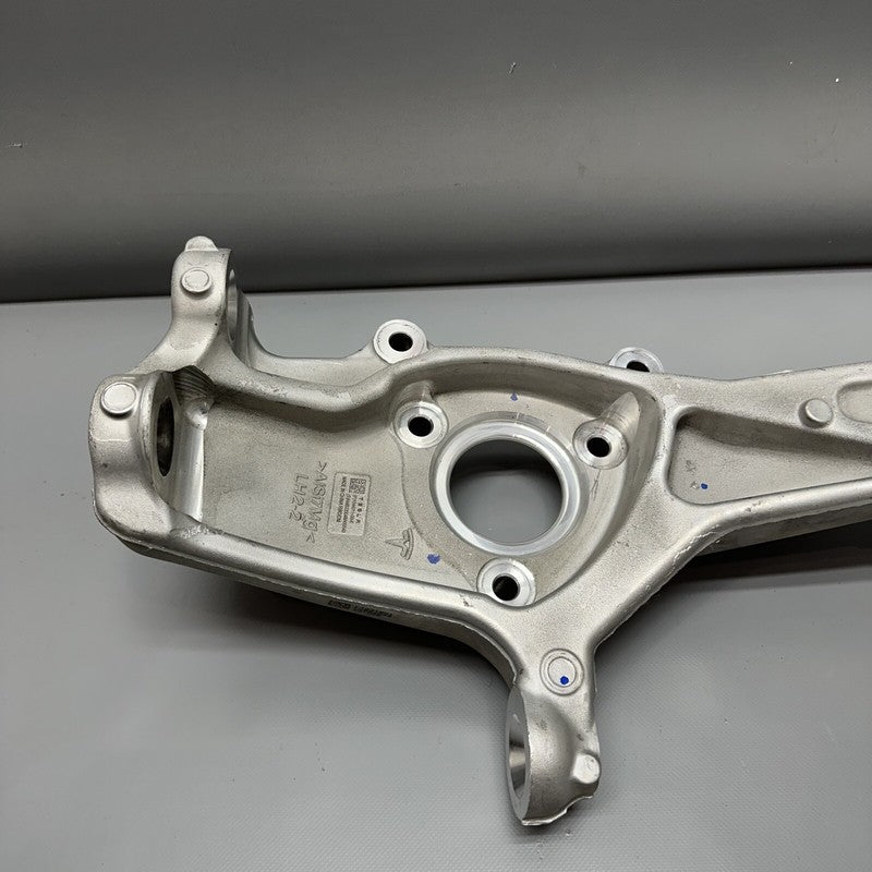 1044311-00-E TESLA MODEL 3 KNUCKLE LEFT FRONT 2017 2018 2019 2020 OEM 1044311-00-E