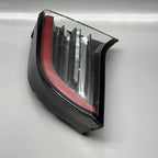 TESLA MODEL Y TAIL LIGHT TRUNK RIGHT SIDE 2020 2021 2022 2023 OEM HAS 
