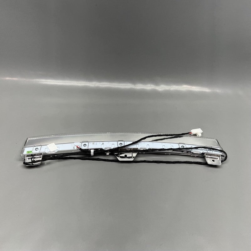 MASERATI GHIBLI REAR 3RD BRAKE LIGHT 2014 2015 2016 2017 OEM 670008130