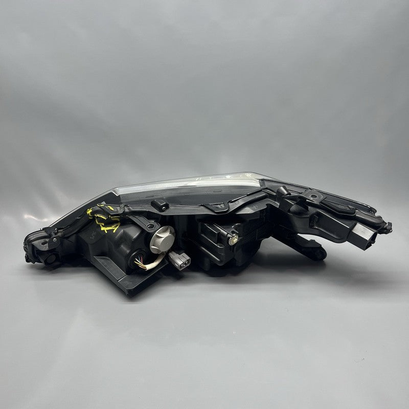 TOYOTA CAMRY HEADLIGHT RIGHT PASSENGER 2018 2019 2020 LED OEM 3 TRIPE DRL