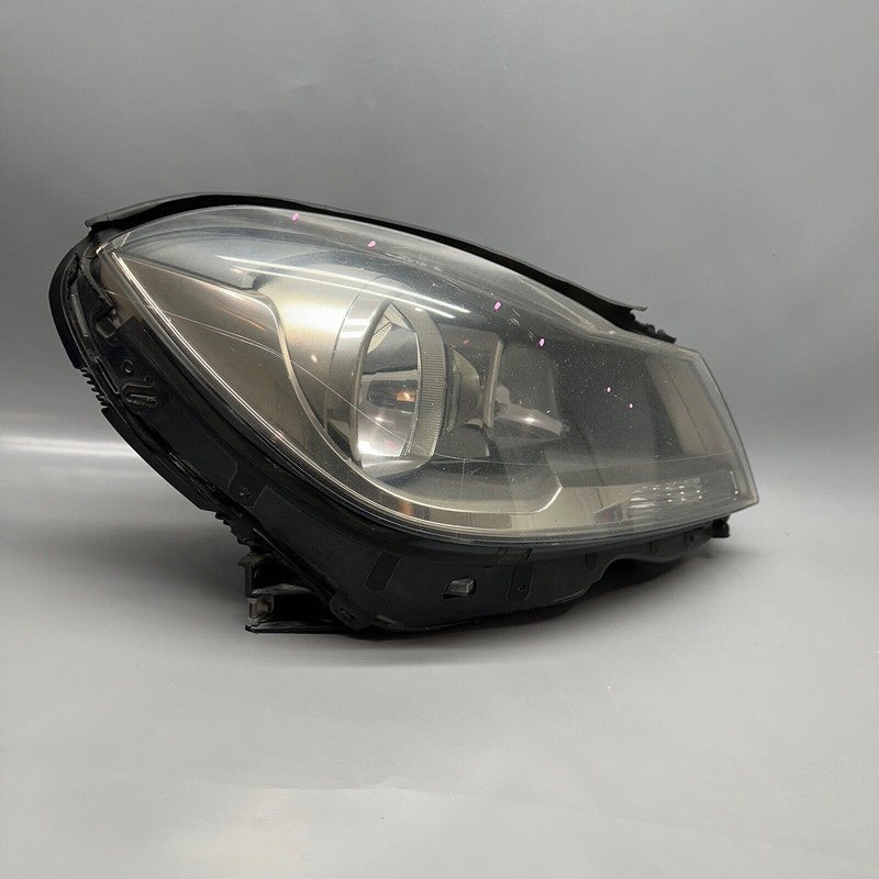MERCEDES BENZ C250 HEADLIGHT RIGHT PASSENGER 2012 13 2014 HALOGEN A204