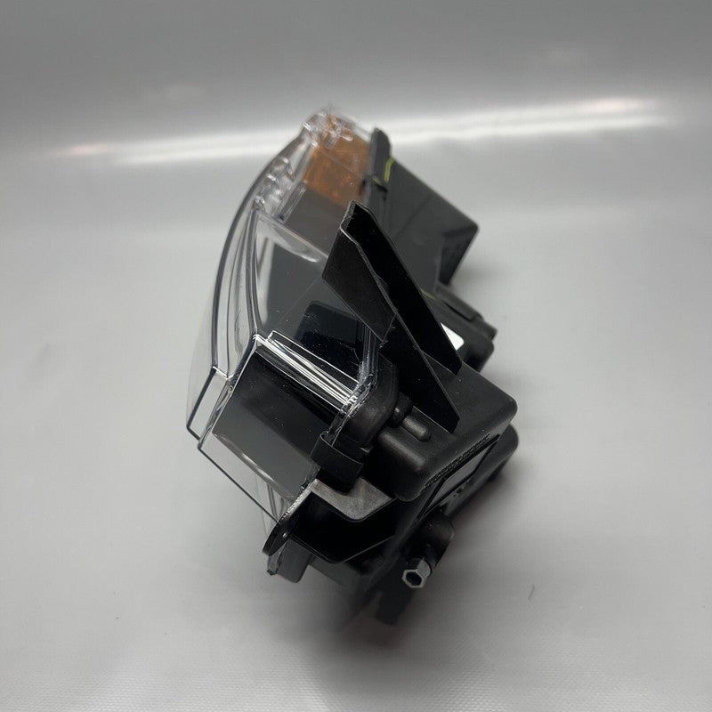 1077391-00-F TESLA MODEL 3 FOG LIGHT LEFT DRIVER 2017 18 19 20 21 2022 OEM 1077391-00-F