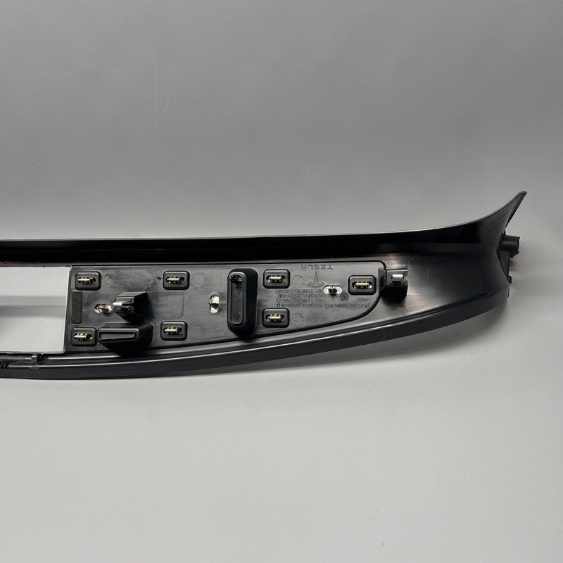 1035994-00-C TESLA MODEL X REAR TRUNK SILL COVER TRIM 2016 2017 2018 19 2020 OEM 1050421-00-D