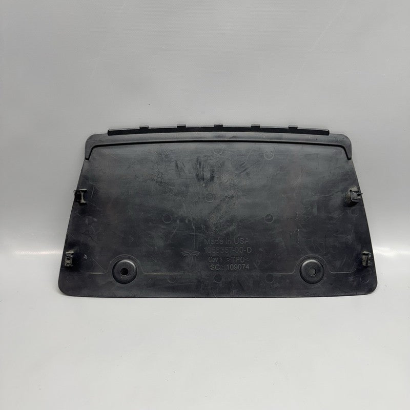 1058357-00-D TESLA MODEL X TOW HITCH COVER 2016 2017 2018 2019 2020 OEM 1058357-00-D