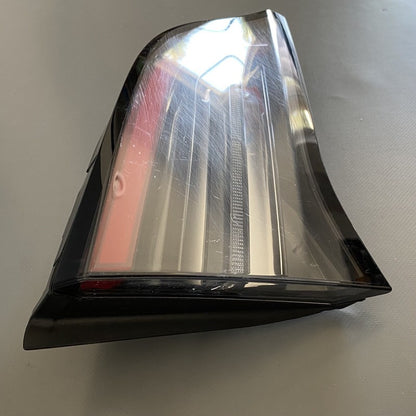 1502088-91-B TESLA MODEL 3,Y INNER TAIL LIGHT LEFT SIDE 2017 2018 2019 2020 2021 2022 OEM
