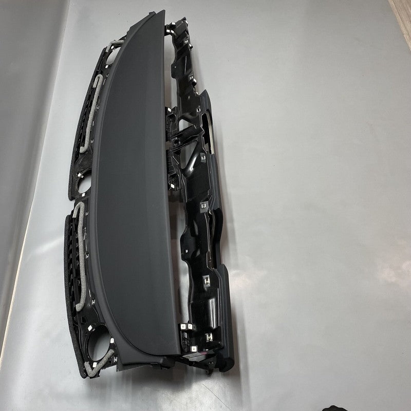 1083401-05-K TESLA MODEL Y DASHBOARD INSTRUMENT PANEL 2020 2021 2022 2023 OEM