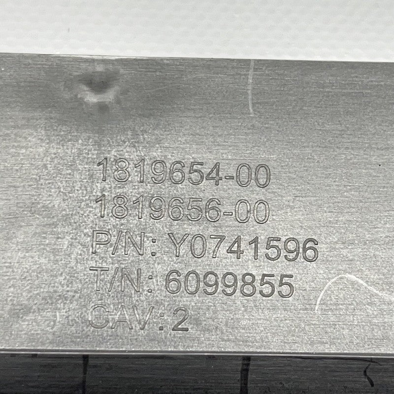 1819654-00 TESLA CYBERTRUCK TOP PAD PANEL TRIM 2024 2025 OEM 1819654-00