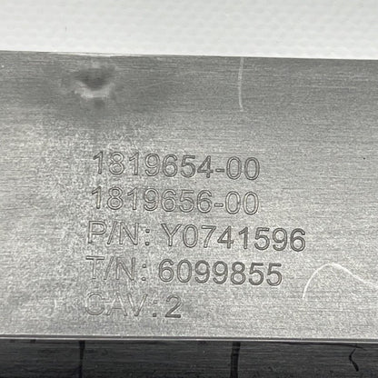 1819654-00 TESLA CYBERTRUCK TOP PAD PANEL TRIM 2024 2025 OEM 1819654-00