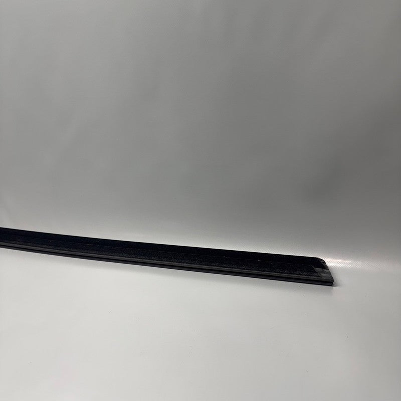 TESLA MODEL 3  DOOR MOLDING LEFT FRONT 2017 2018 2019 2020 2021 2022 O