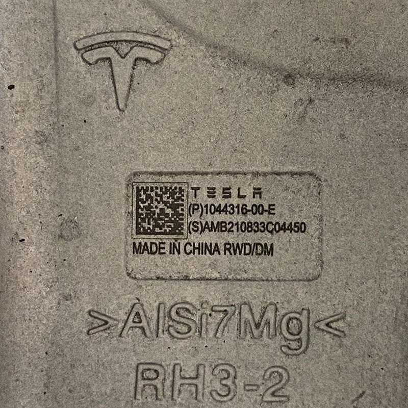 1044316-00-E TESLA MODEL 3 KNUCKLE RIGHT FRONT RWD/DM 2017 2018 2019 2020 2021 OEM