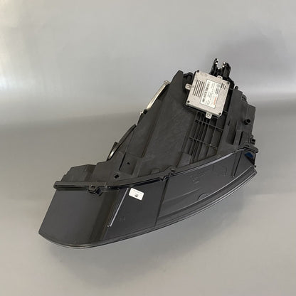 8U0941006E AUDI Q3 HEADLIGHT RIGHT PASSENGER 8U0941006E XENON LED 2016 2017 OEM 