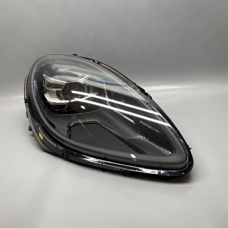 95B941010AR PORSCHE MACAN HEADLIGHT RIGHT PASSENGER 95B941010AR 2019 2020 2021 FULL LED OEM