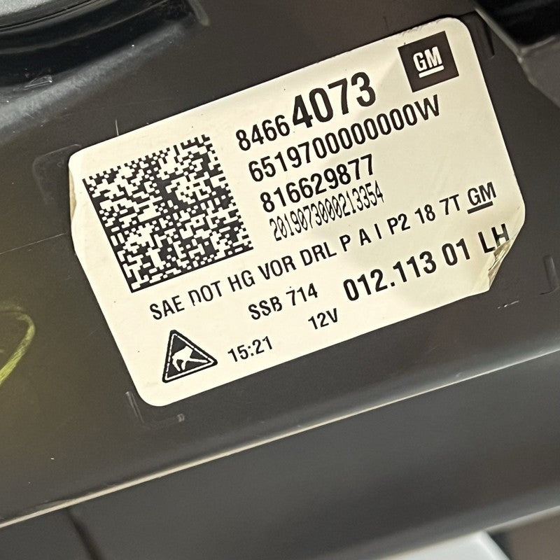 84664073 GMC TERRAIN HEADLIGHT LEFT DRIVER 2018 2019 2020 2021 XENON OEM 84664073